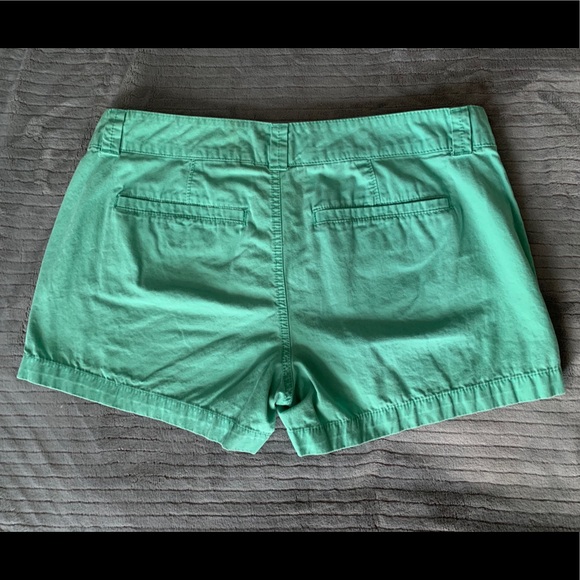 ✨3 for $25✨ Green Old Navy shorts - Picture 2 of 6